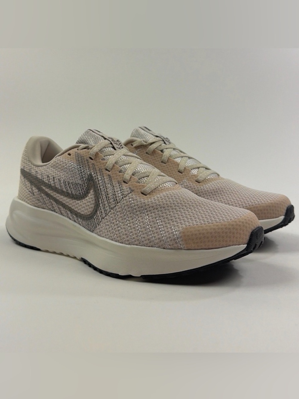 Nike Run Defy Brown White Womens Sneakers Shoes Athletic Running Low HM9593-100